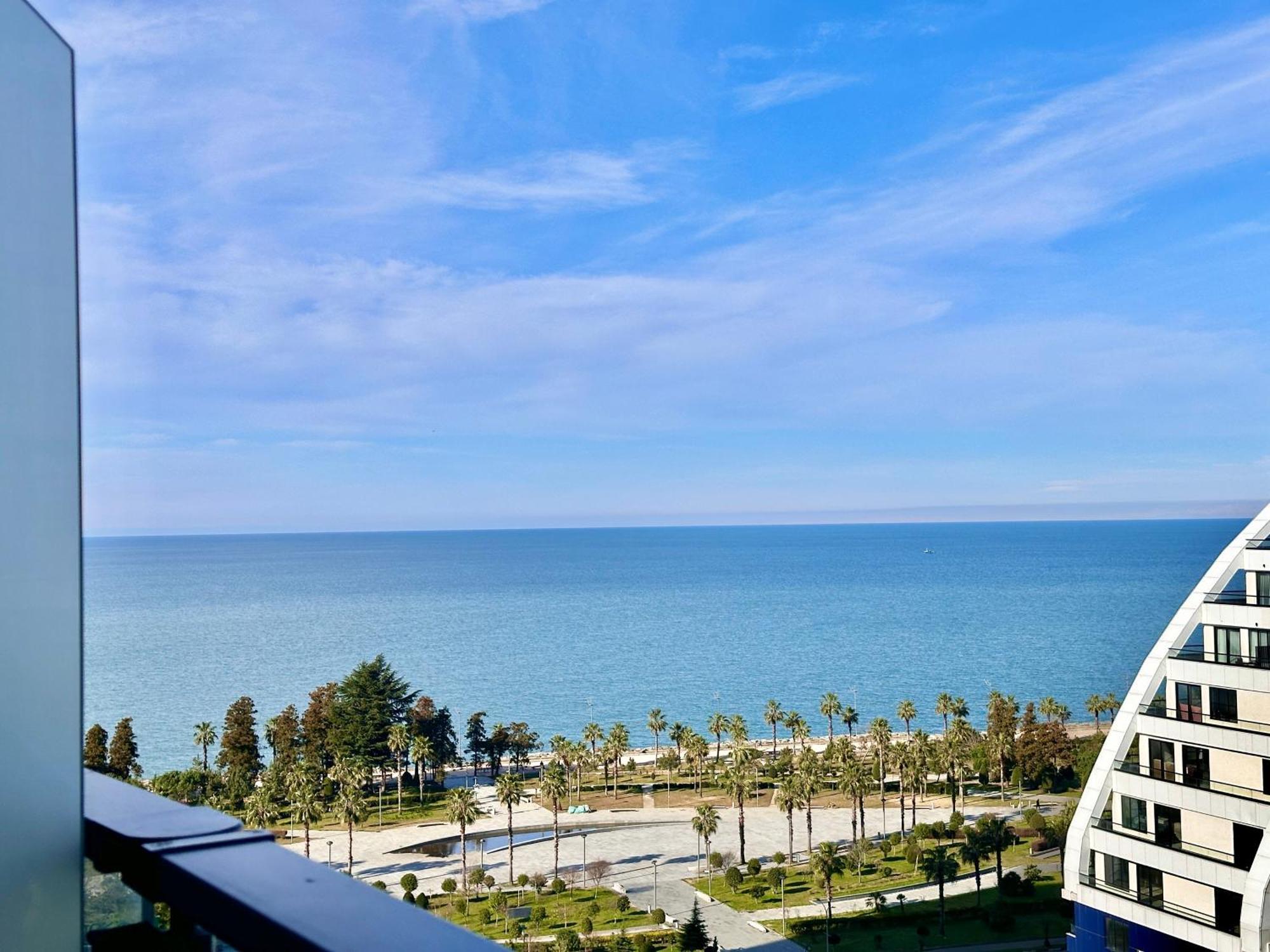Batumi Boulevard Resort Exterior photo