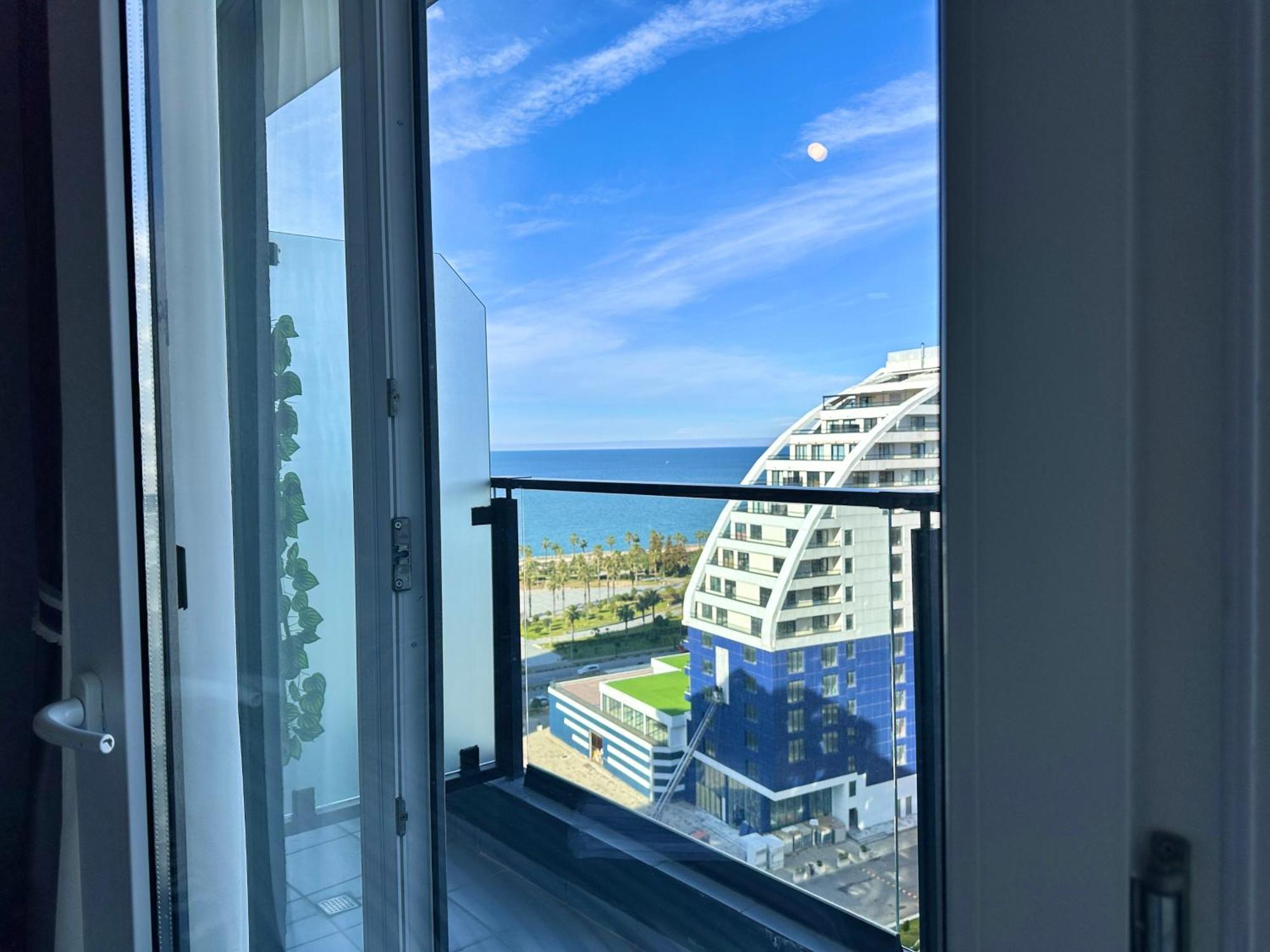 Batumi Boulevard Resort Room photo