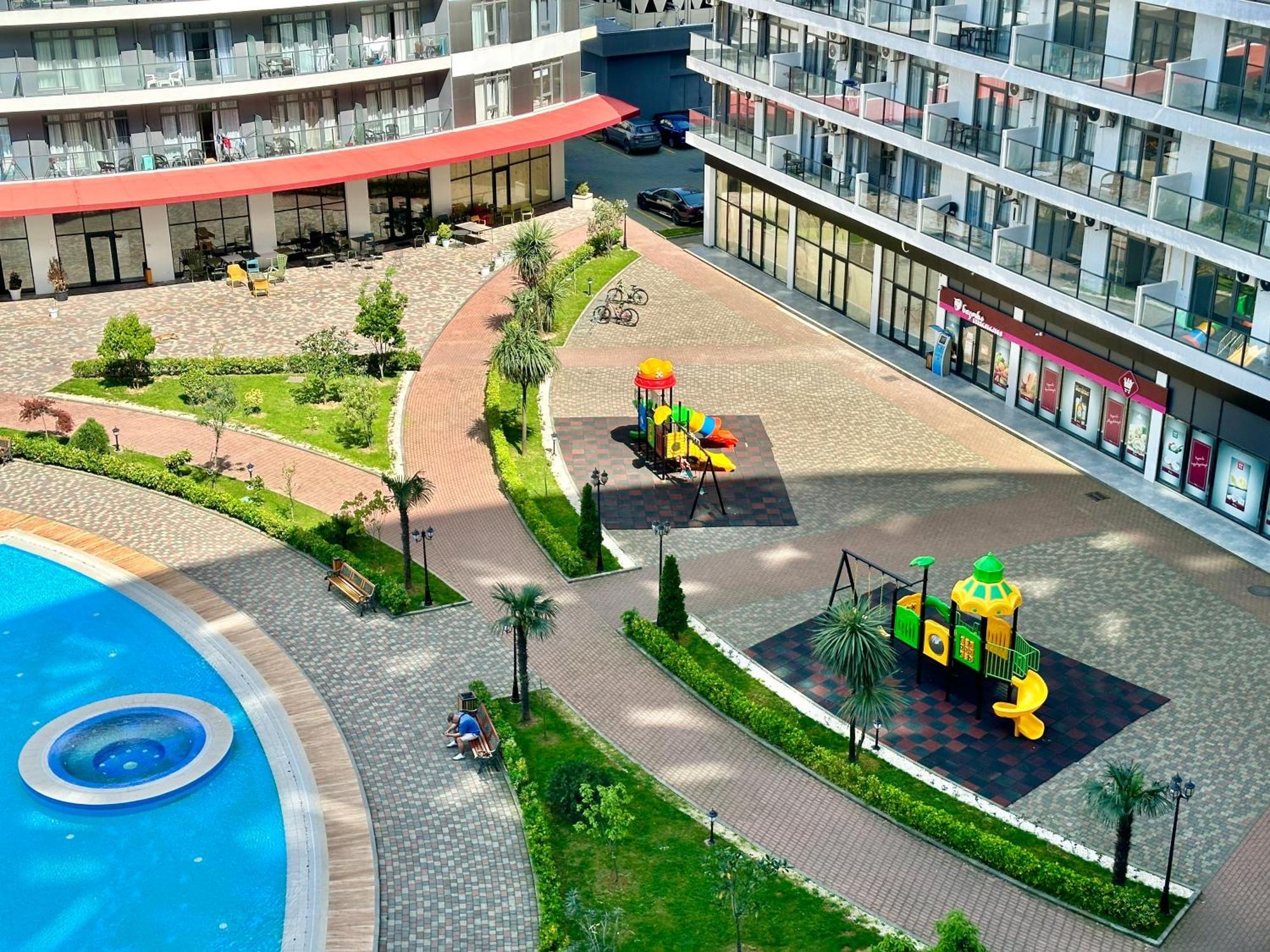 Batumi Boulevard Resort Exterior photo