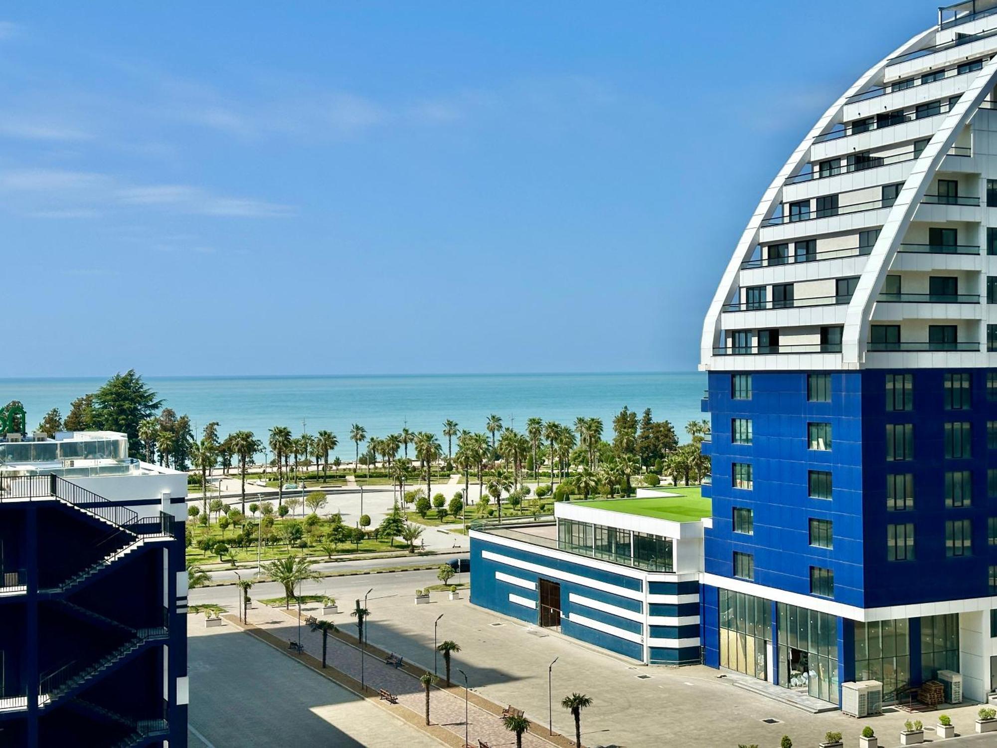 Batumi Boulevard Resort Exterior photo