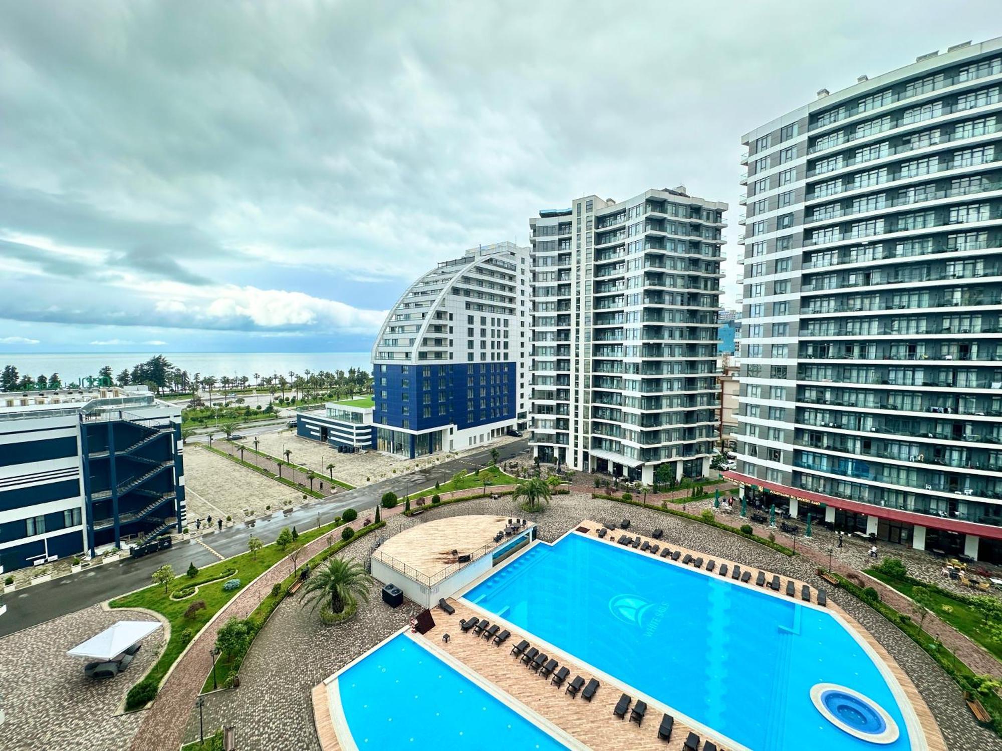 Batumi Boulevard Resort Exterior photo